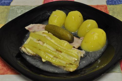 Kapr pečený s jablky – Snadné recept z Česko kuchyně, hotový za 45 - 60 minut